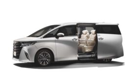 У минивэнов Toyota Alphard и Vellfire появились версии с PHEV-установкой