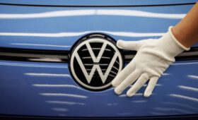 Volkswagen заявил о сокращении 35 тысяч работников в Германии